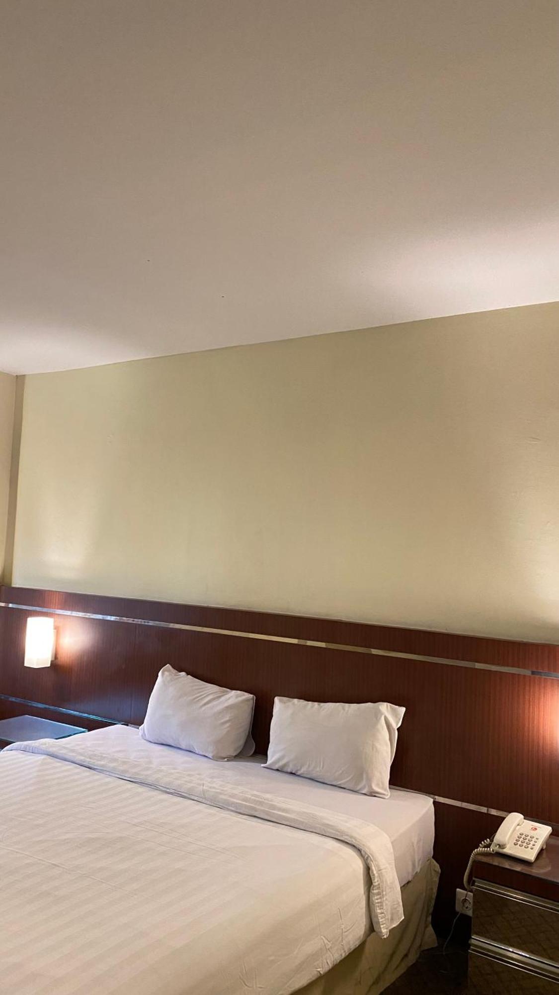 Mas Graha Hotel Pekanbaru Extérieur photo